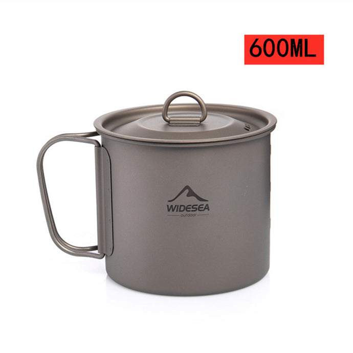Gray camping mug with lid and 'Widesea' logo on a white background