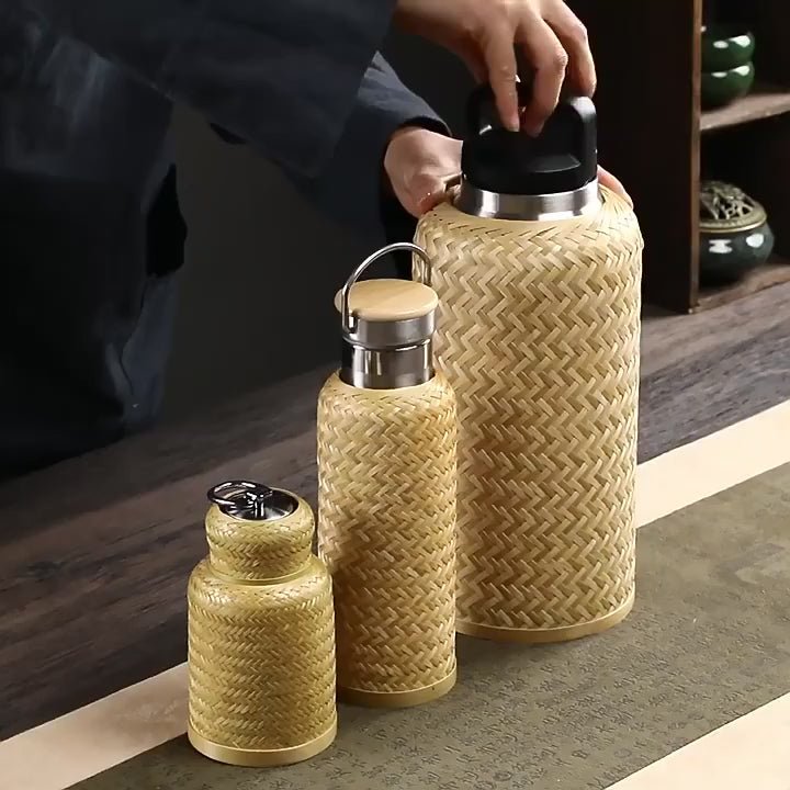 Load and play video in Gallery viewer, Vintage 280ML Pure Handmade Bamboo Woven Thermos Cup
